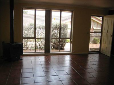 18 Corunna Cres, Flinders