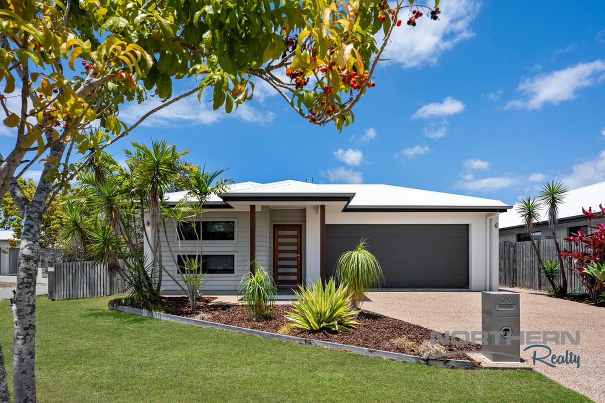 Modern Family Living with Space for the Boat or Trailer!
