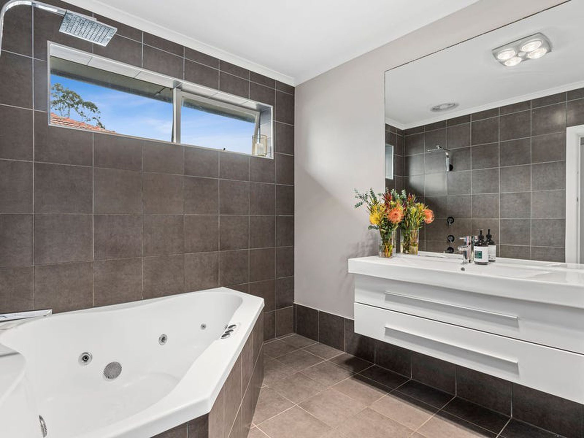 60 Heyers Road, Grovedale