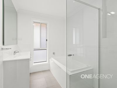 4 Paperbark Grove, Badagarang