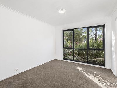 4 Kara Walk, Cranbourne