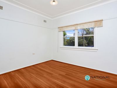 16 Tamplin Rd, Guildford