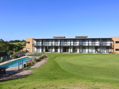 Apartment 7 / 50 Peter Thomson Drive, Fingal