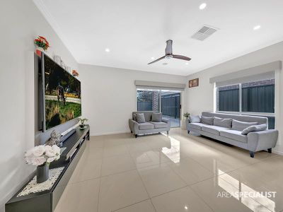 17 Millicent Drive, Craigieburn