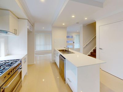 16 Jimna Circuit, White Rock