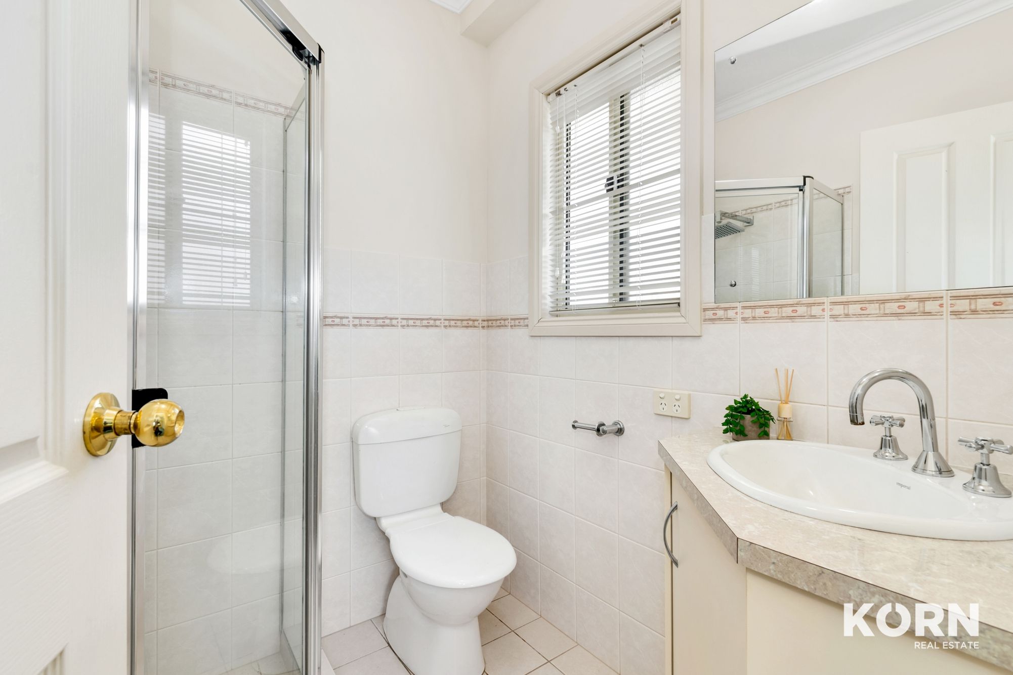 1 / 4 Mccann Place, Greenwith