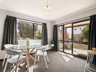 A / 18 Brighton Road, Green Island