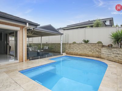 52 McGuiness Avenue, Middleton Grange