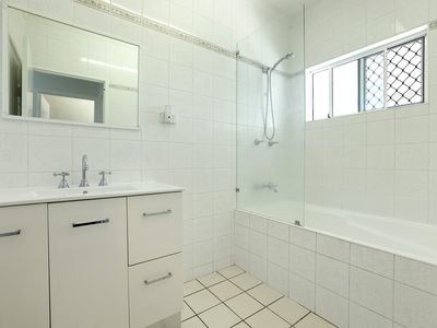 6 Boonaree Close, Mount Sheridan