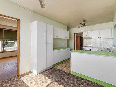 3 Sinclair Cres, Seymour