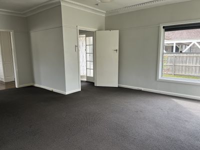 6 Rugby Street, Belmont