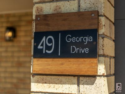49 Georgia Drive, Hamlyn Terrace
