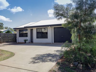 37B Savannah Drive, Moranbah