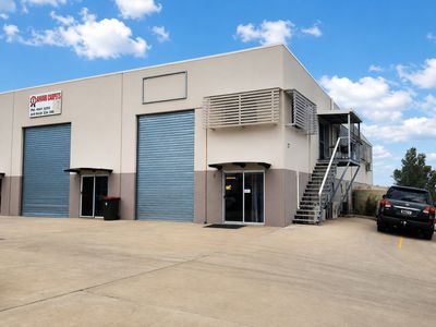 1 / 27-29 O'Neil Street, Moranbah