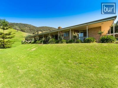 2174 Beechworth-Wodonga Road, Leneva
