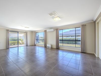 6 Waldorf Place, Dubbo