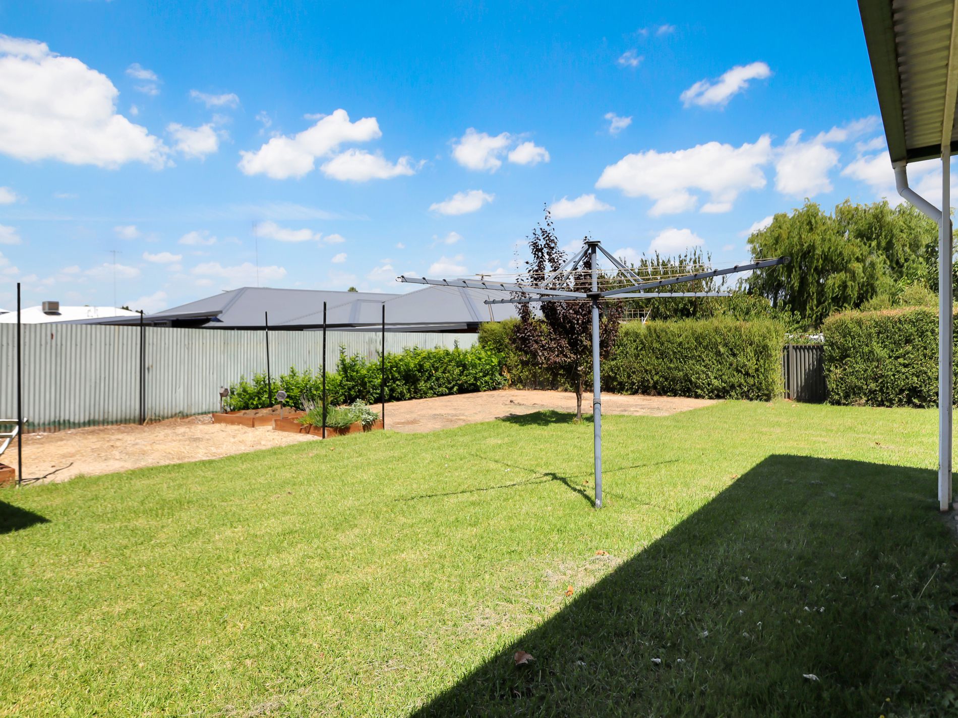 17 Regent Street, Forbes