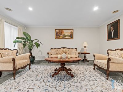 38 Eureka Crescent, Narre Warren South