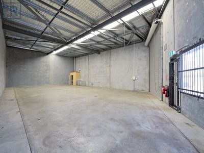 4 / 38 Barberry Way, Bibra Lake