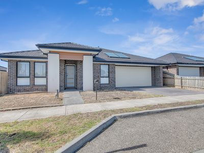 5 Isparta Mews, Roxburgh Park