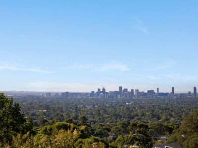 7 Arcadia Court, Mitcham