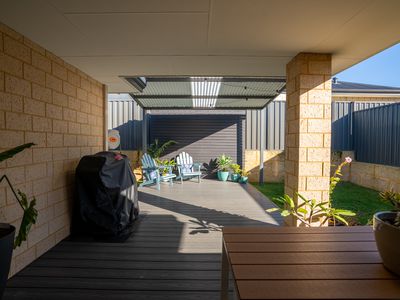 27 Coruscant Glade, Baldivis