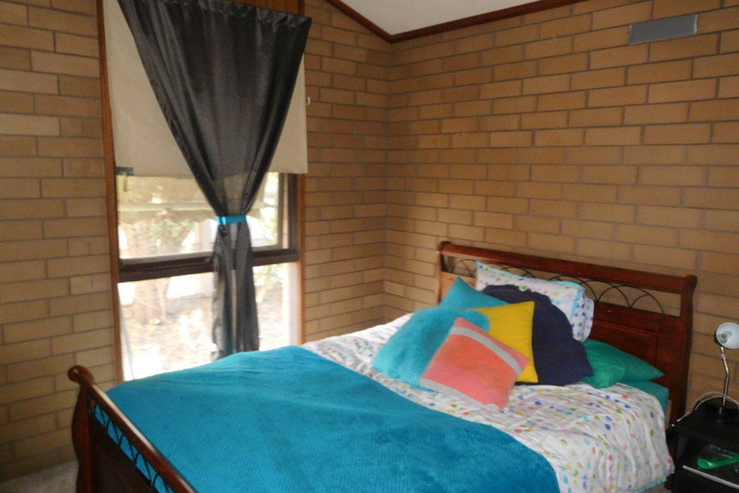 16 / 15 Begg Street, Horsham