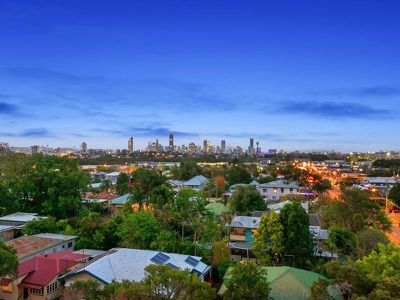 1005 / 123 Cavendish Road, Coorparoo