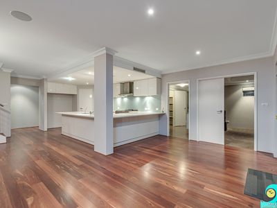 16 Teraglin Vista, Yanchep