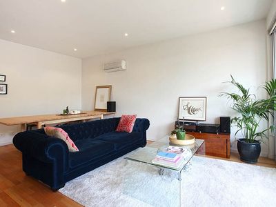 7 / 300 Racecourse Road, Flemington