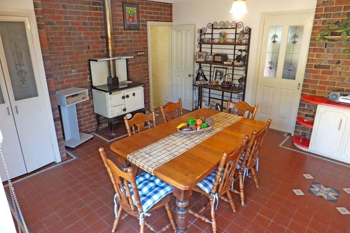 3430 Midland Highway, Stanhope