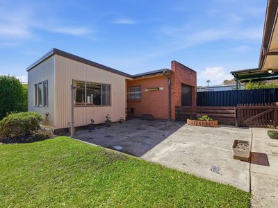 33 South Street, George Town