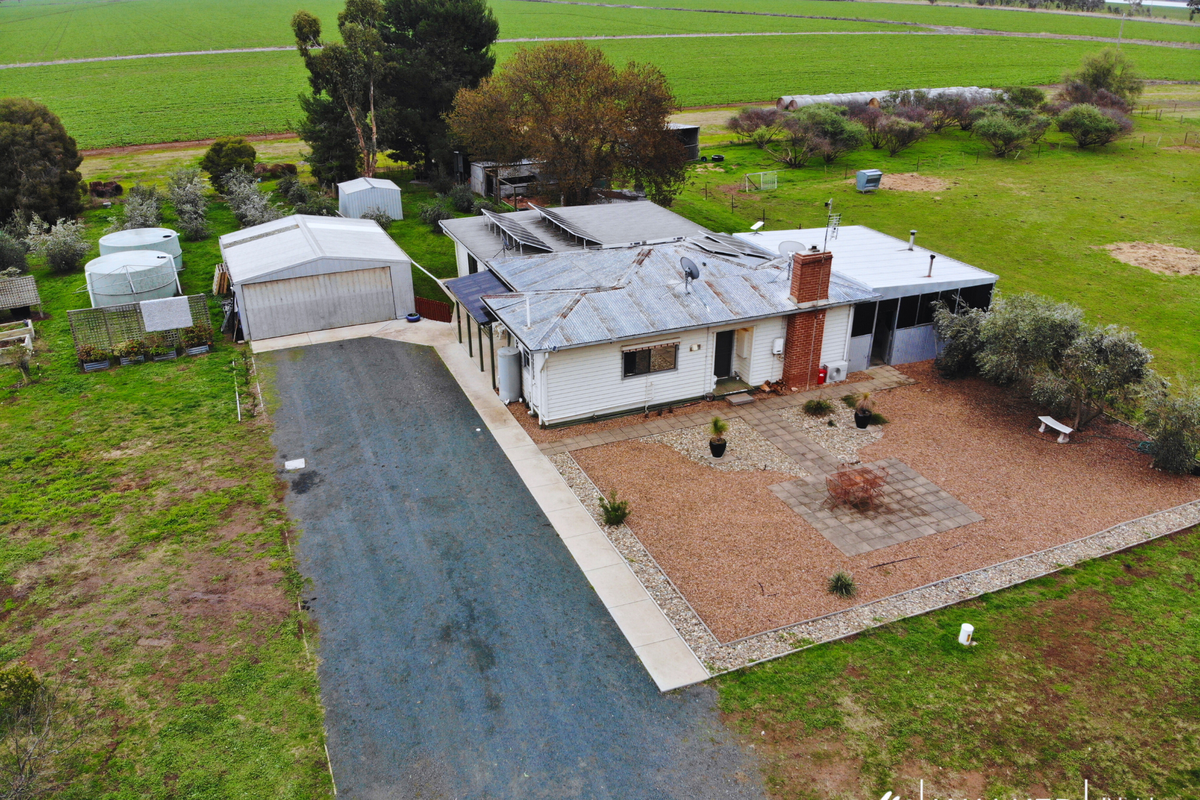 1503 Corop-Wanalta Road, Corop