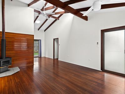 8 Shiraz Court, Wilsonton Heights