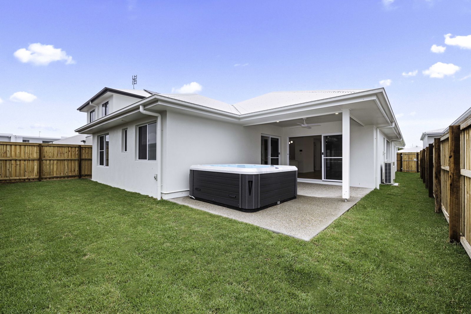 Photo 19 of 25, 9 Bottlebrush Street, Palmview