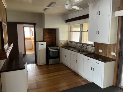 8 Olney Avenue, Thomson