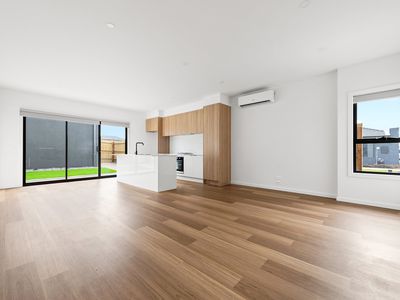 8 Glabella Avenue, Tarneit