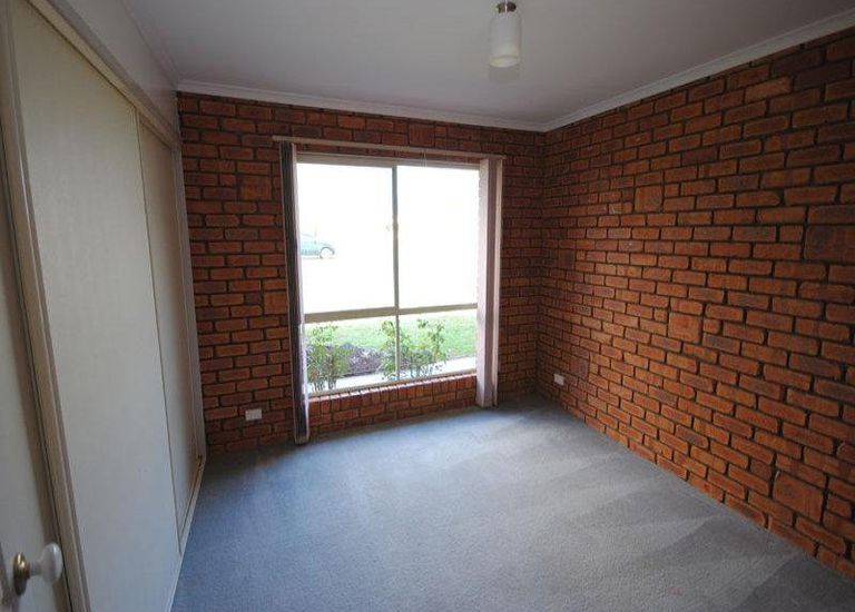 36 Barclay Street, Heywood