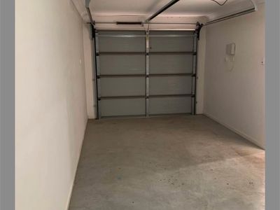1 / 30 Falso Place, Doolandella