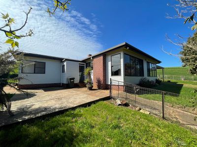 16998 Bass Highway, Flowerdale