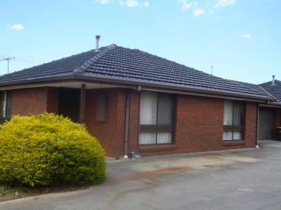 4 / 1 Branton Road, Hoppers Crossing