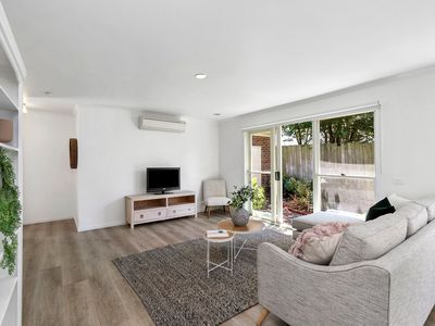 2 / 27 Frank Street, Newtown