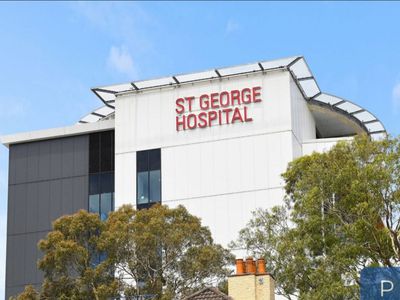 1 / 300-302 Railway Parade, Carlton