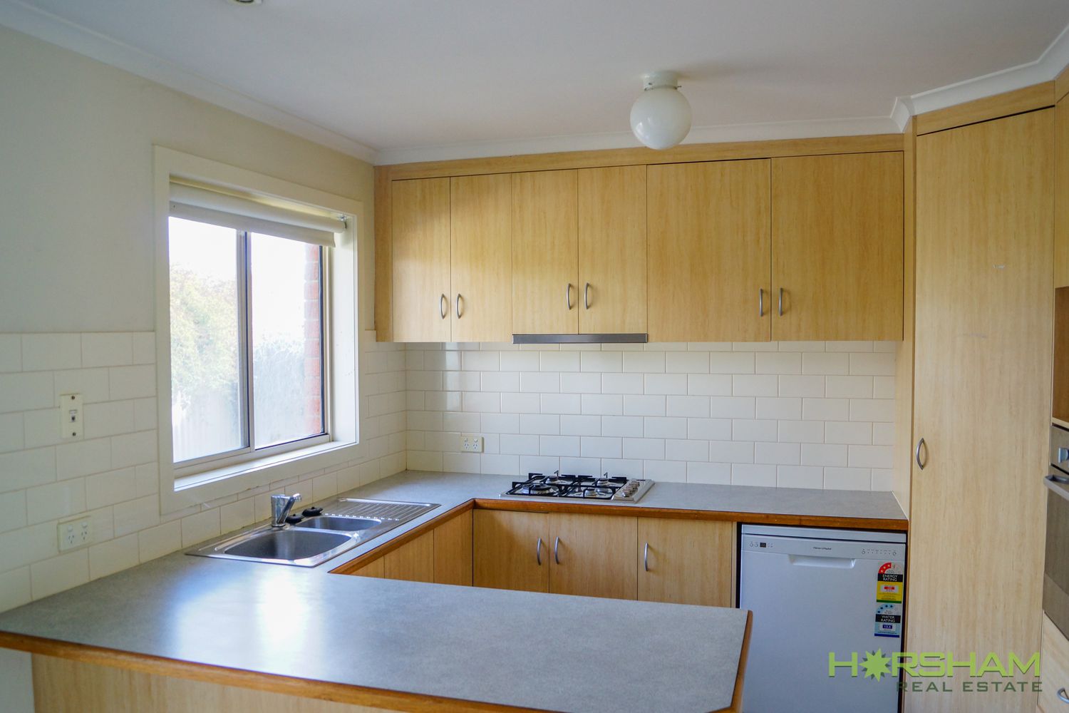 8 / 11 McPherson Street, Horsham