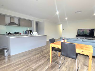 5 Pechora Street, Truganina