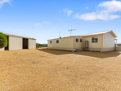 9 Clipper Court, Point Turton