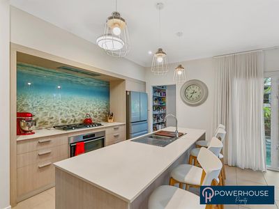 10 Castleton Entrance, Smithfield