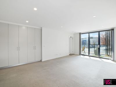 11 / 111 Canberra Avenue, Griffith