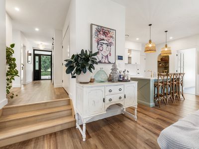 68 East Street, Redwood