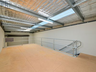 8 / 10 Argong Chase, Cockburn Central